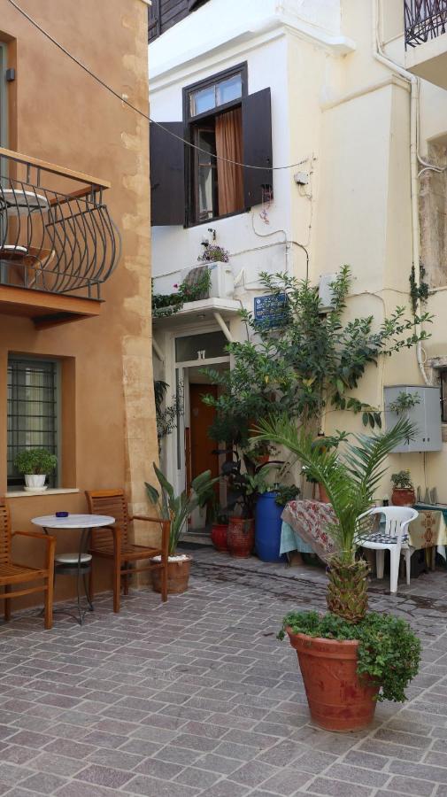 White Houses In The Heart Of Chania Chania  Bagian luar foto